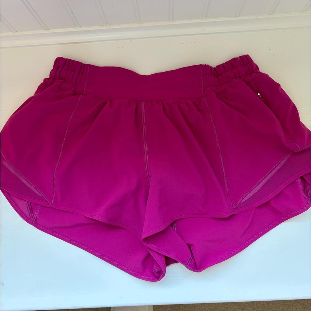 Lululemon hotty hot shorts